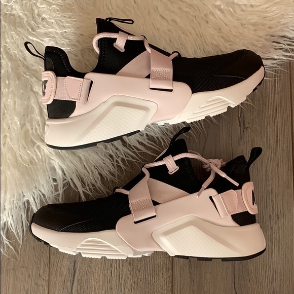 nike city low huarache